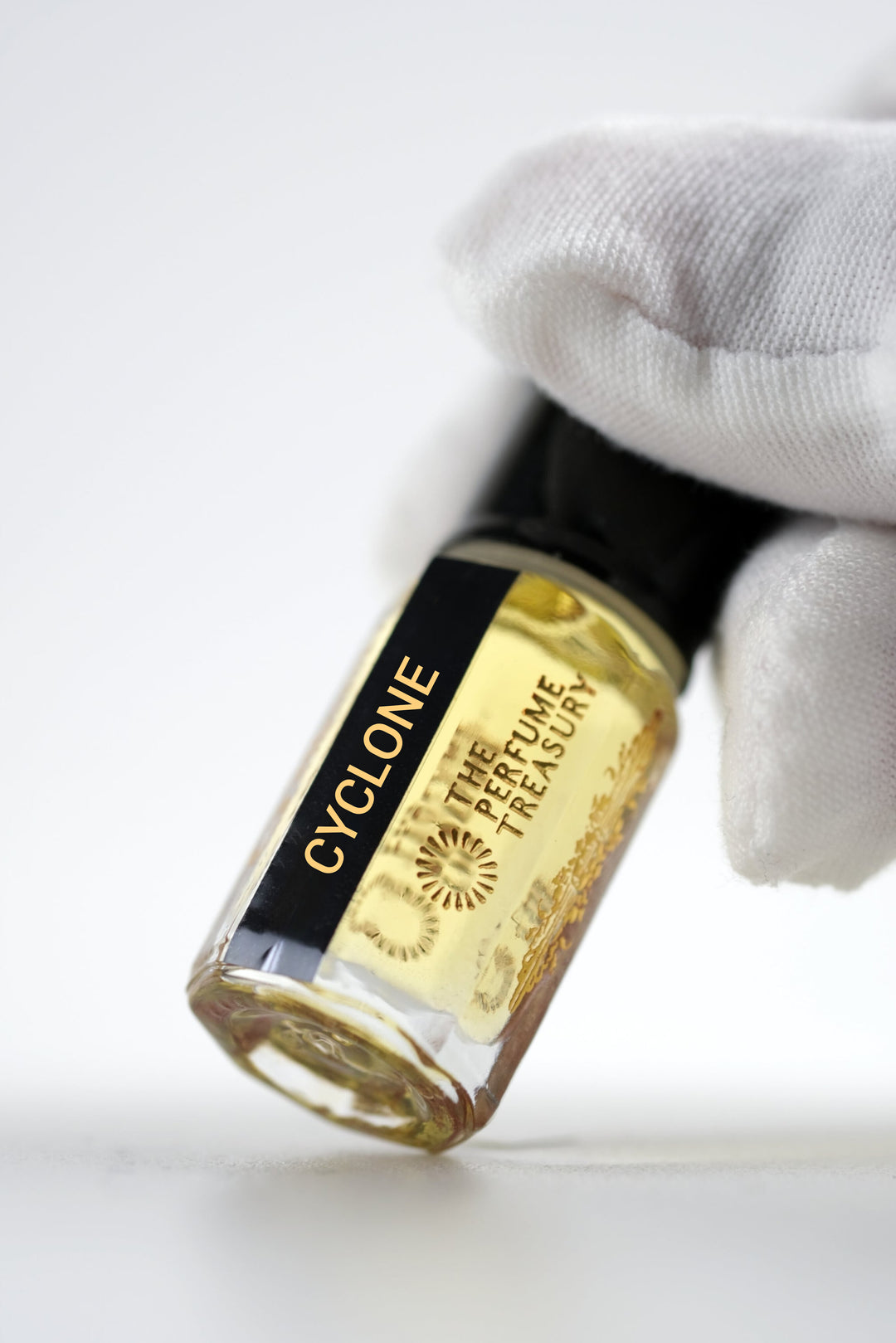 Cyclone Performance Bundle (50ml parfum Spray + 3ml Perfume Oil)