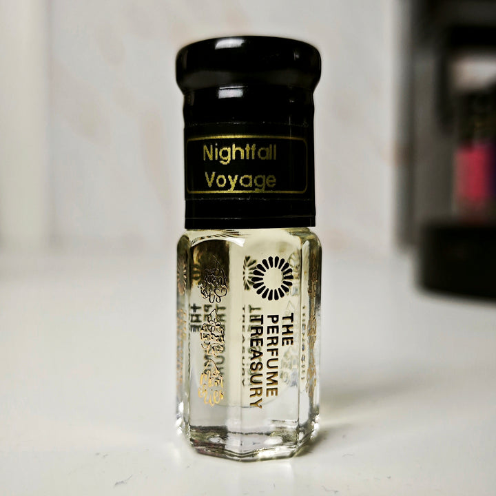 Nightfall Voyage perfume oil (inspired by Prada Luna Rossa Black)